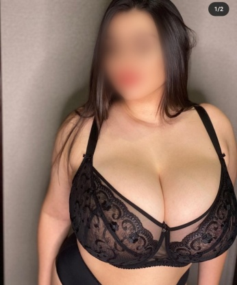 Живу в самом сердце Москвы, где исполню все твои самые смелые фантазии.
💋 Мои услуги – это настоящий рай для тебя. Я знаю, как доставить удовольствие и сделать тебя счастливым. Будь то нежные ласки, острые игры или горячий стриптиз, я сделаю все, чтобы ты почувствовался желанным и особенным.
🌟 У меня есть все, чтобы сделать тебя счастливым – опыт, страсть и красивое тело. Мои клиенты оставляют только положительные отзывы о нашей встрече, ведь я делаю все возможное, чтобы ты был доволен.
✨ У тебя есть возможность узнать меня получше – смело смотри мои фото, они говорят сами за себя. Я могу быть твоей нежной софт-леди или страстной дикой кошкой – выбор за тобой.
💫 Не медли, позвони мне прямо сейчас, и я окуну тебя в мир наслаждения и удовольствия. Жду тебя, чтобы сделать каждую нашу встречу незабываемой. Люся